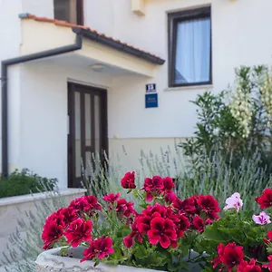 Appartamento Nihada, Punat